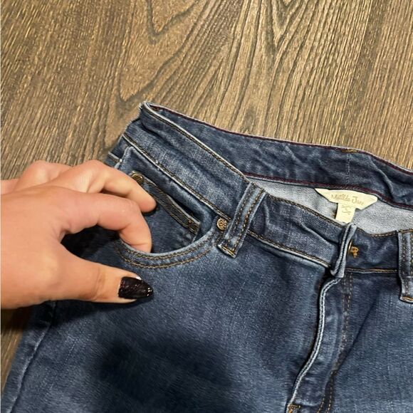 Matilda Jane Skinny Jeans Mid Rise Fading Whiskering Ankle Dark Wash Size 6 - Picture 4 of 10